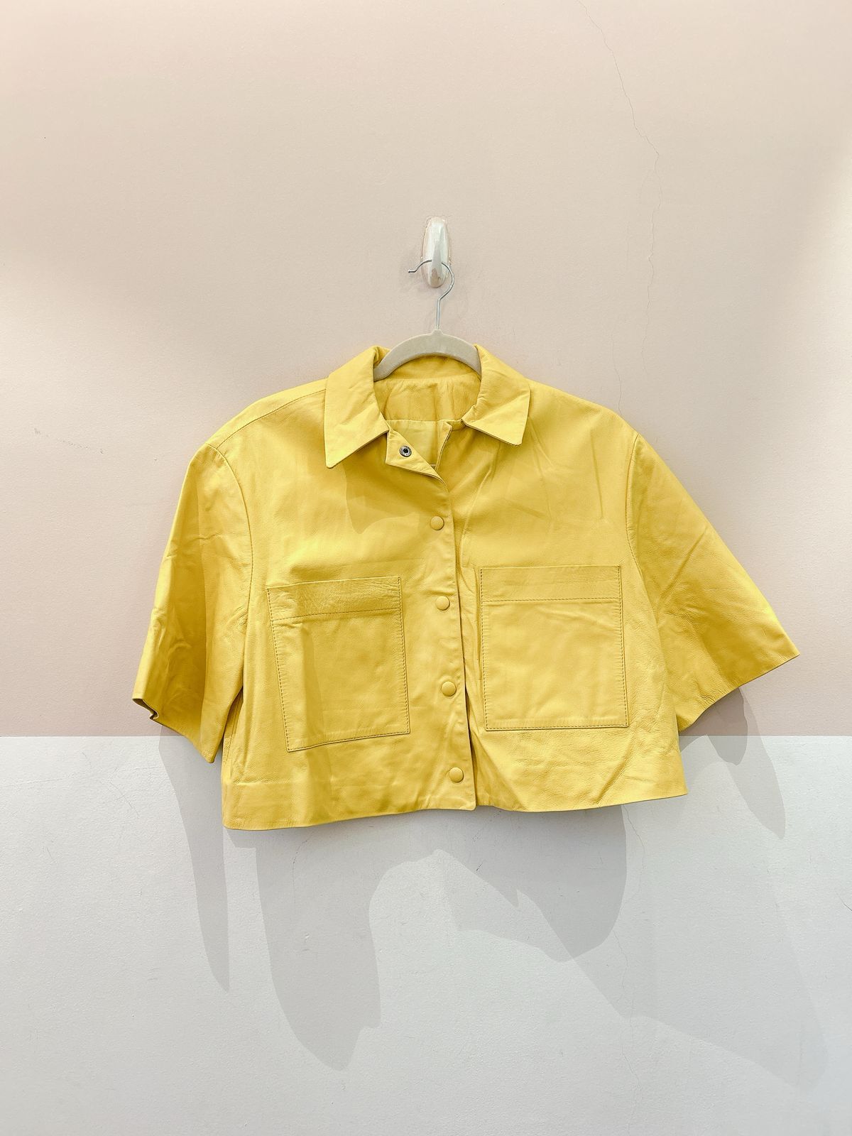 Blusa curta couro amarelo L’Cecci PP - Imagem 2