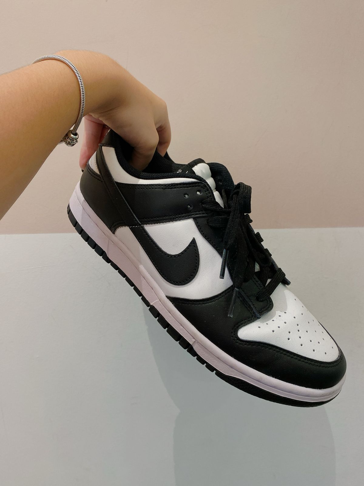 Tênis dunk low panda Nike 36 - Imagem 6