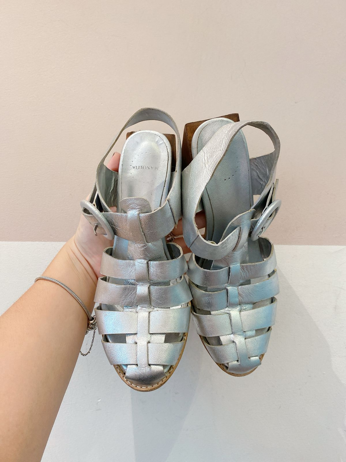 Sandália prata salto Manolita 34/35 - Imagem 2