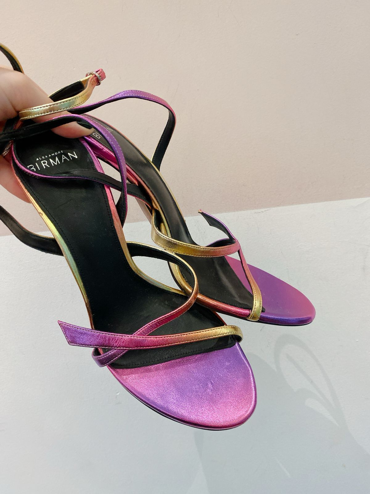 Sandália salto metalizada Alexandre Birman 36 - Imagem 4