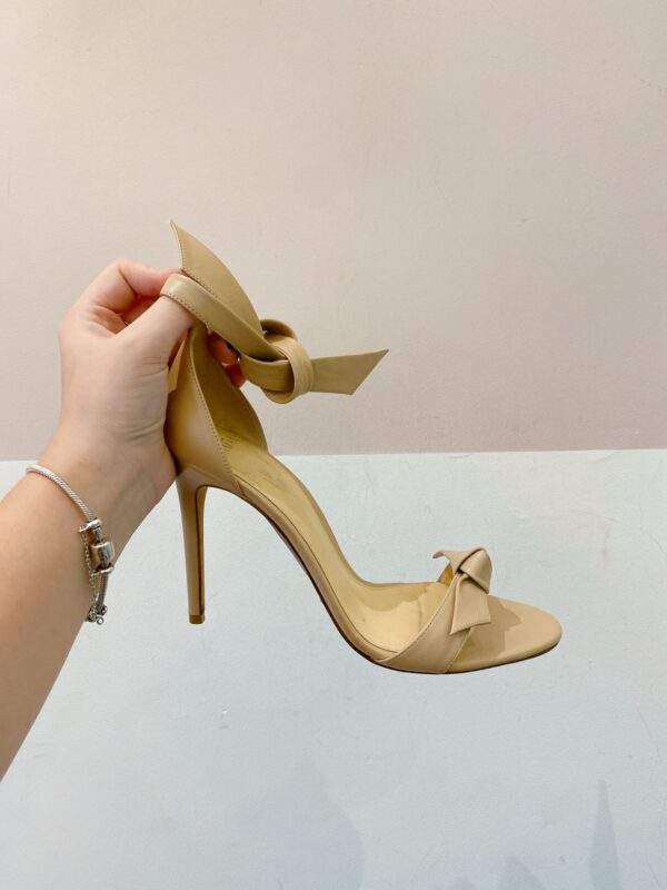 Sandália salto bege lacinho Alexandre Birman 37 - Imagem 7