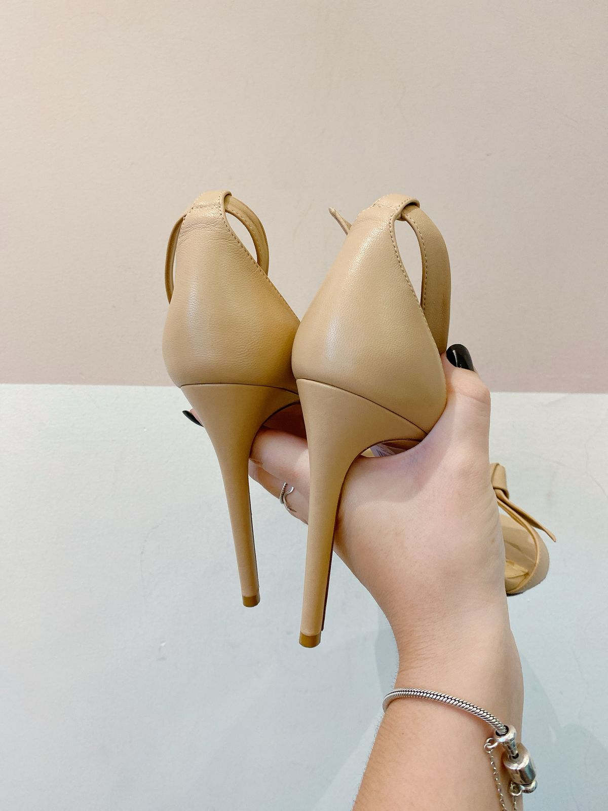 Sandália salto bege lacinho Alexandre Birman 37 - Imagem 6