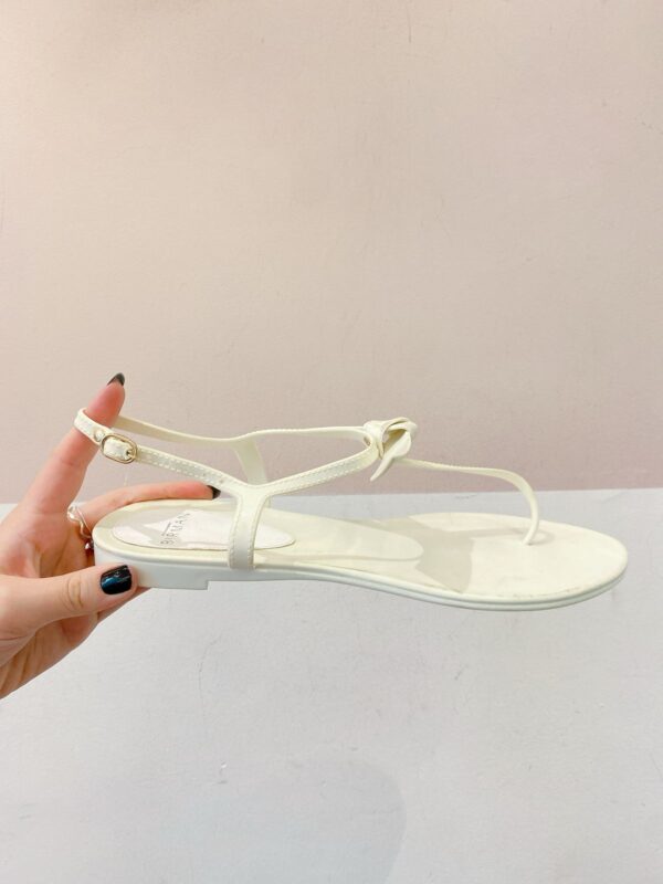 Rasteira gelo lacinho Alexandre Birman 37/38 - Imagem 7