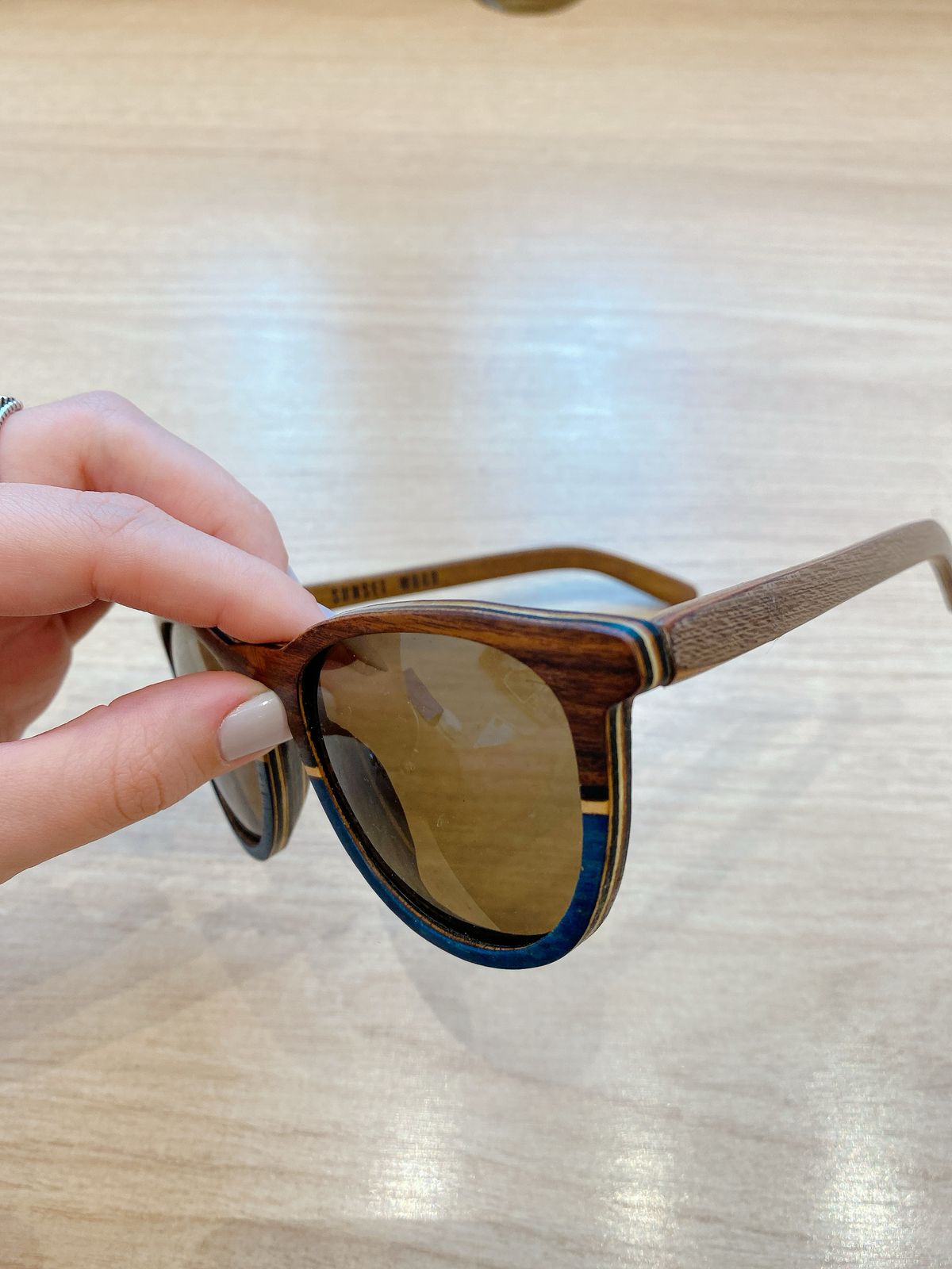 Óculos madeira/azul Sunset Wood - Imagem 7