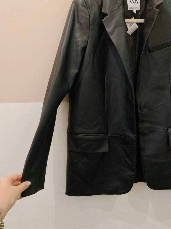 Blazer couro fake preto Zara PP - Imagem 5