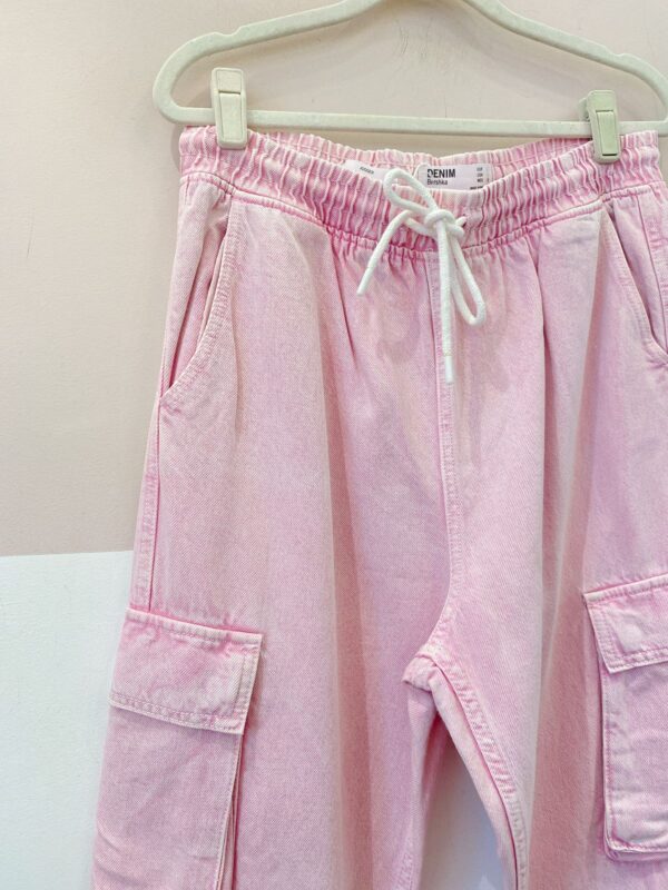 Calça jogger sarja rosa bolsos Bershka G - Imagem 3