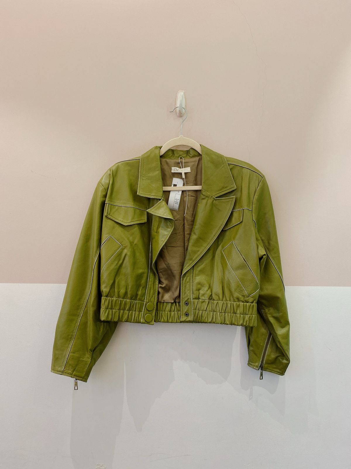 Jaqueta curta couro musgo BY NV M - Imagem 2