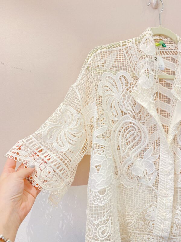 Blusa renda off white Farm P - Imagem 3