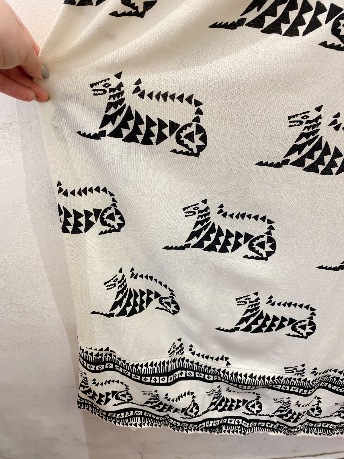 Vestido longo p&b tigres Farm G - Imagem 6