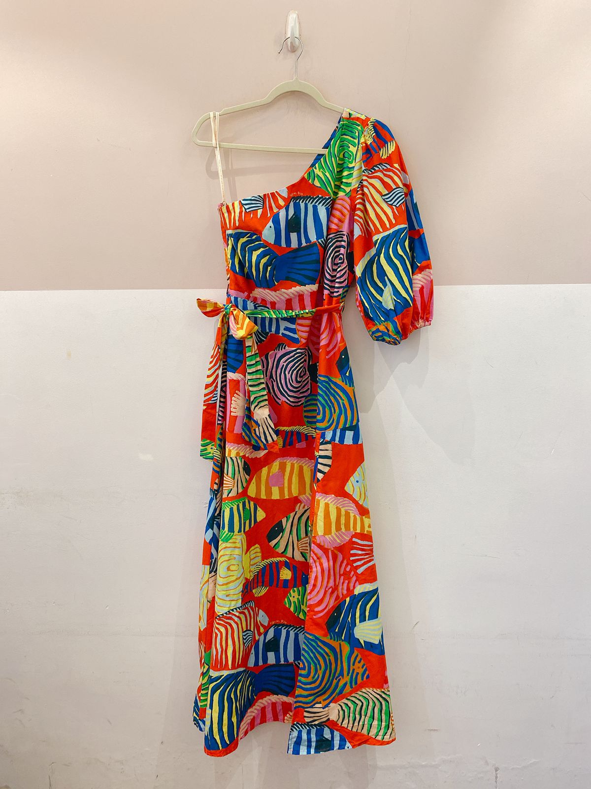 Vestido colorido peixes ombro só Farm GG - Imagem 2