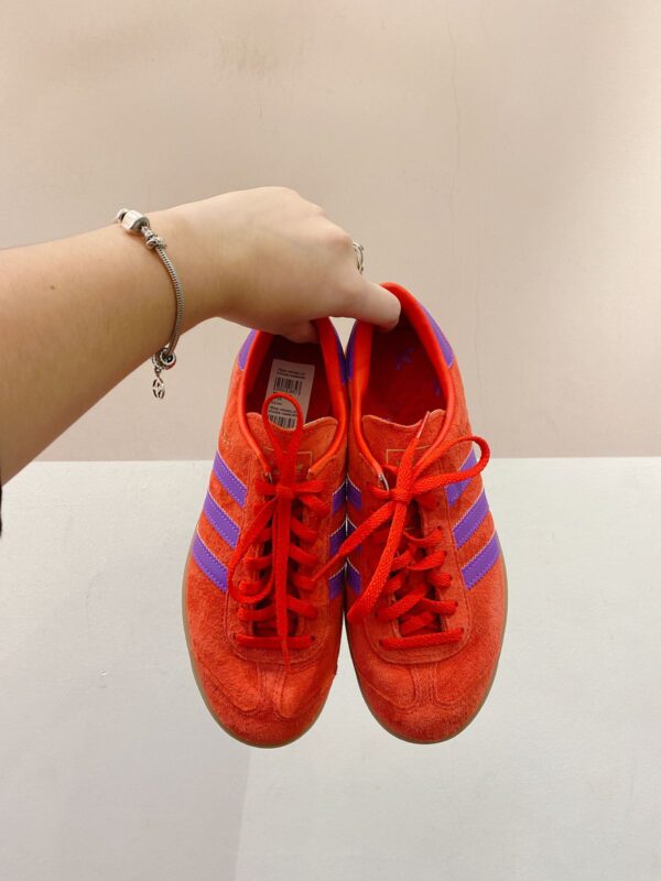 Tênis vermelho hamburg Adidas 36