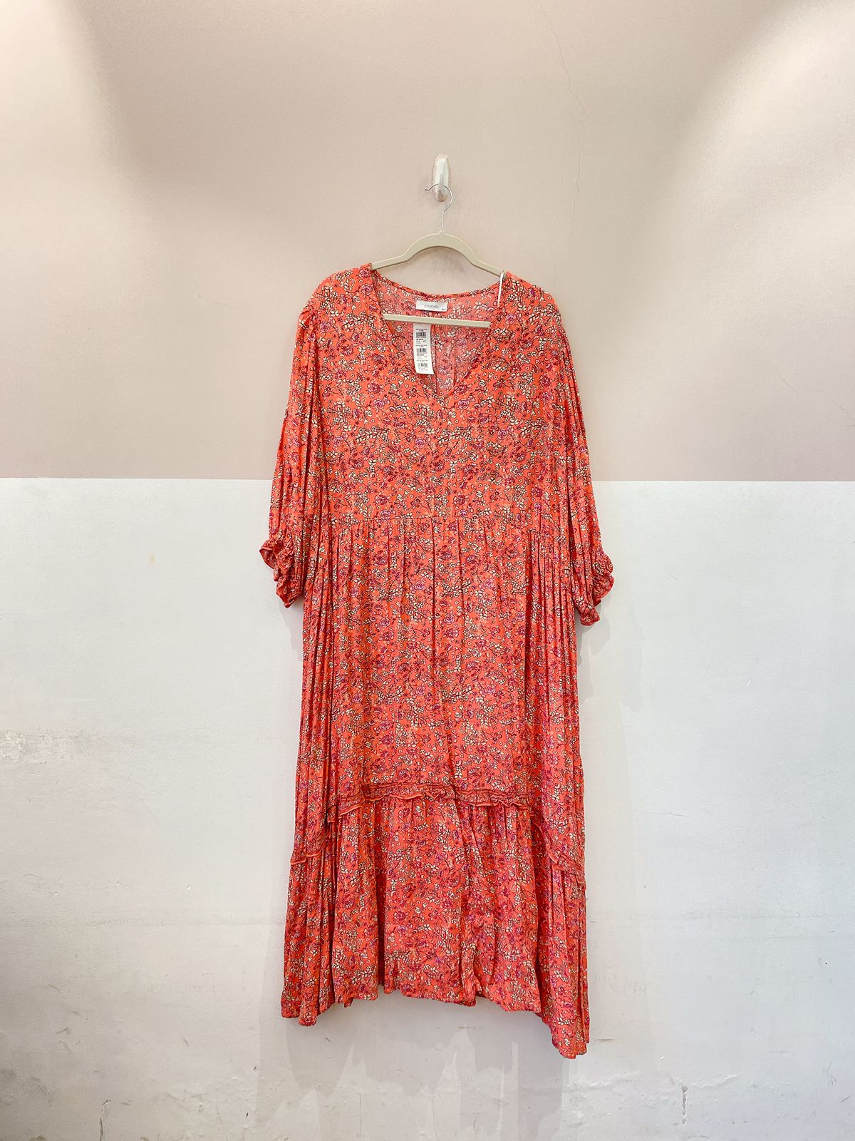 Vestido midi rosa floral Couchel 44/46 - Imagem 2