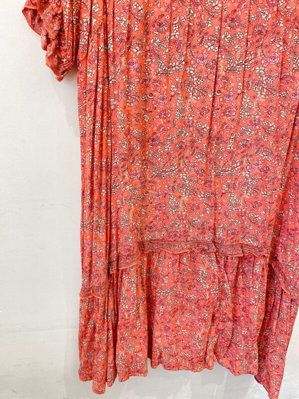 Vestido midi rosa floral Couchel 44/46 - Imagem 5