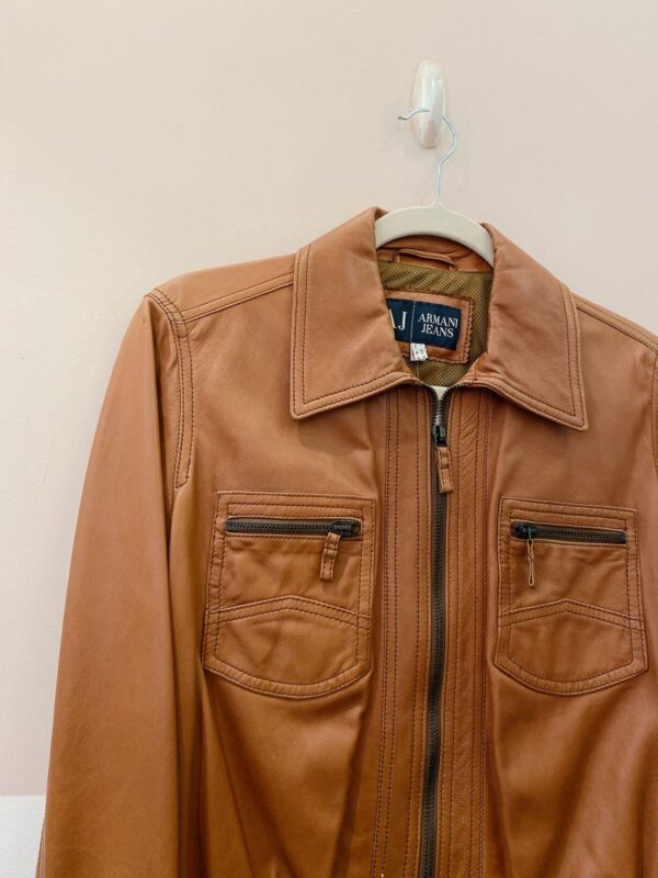Jaqueta caramelo couro Armani Jeans P - Imagem 3