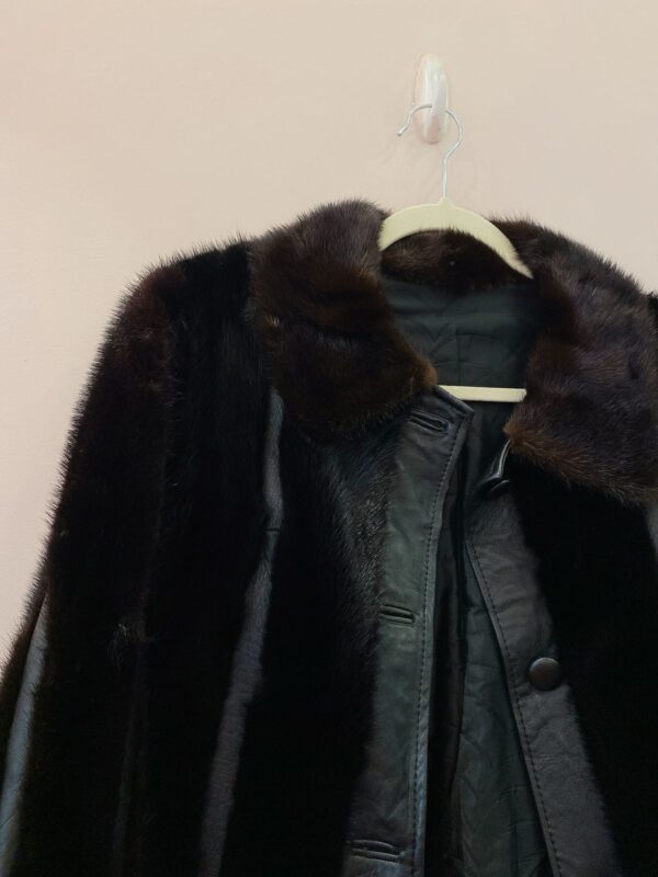 Jaqueta couro preta pelos P - Imagem 3