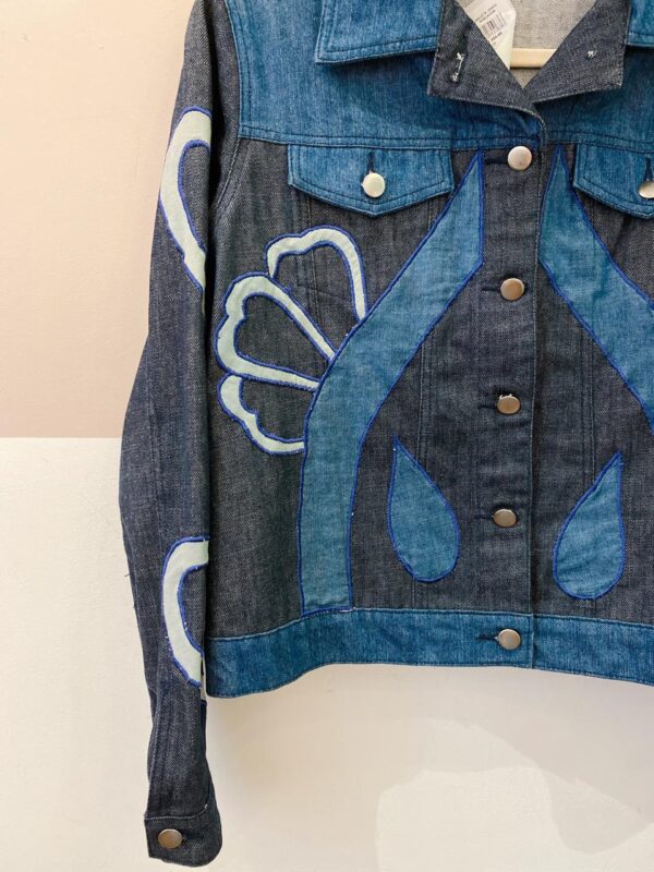 Jaqueta jeans bordados Fernanda Di Biase P - Imagem 5