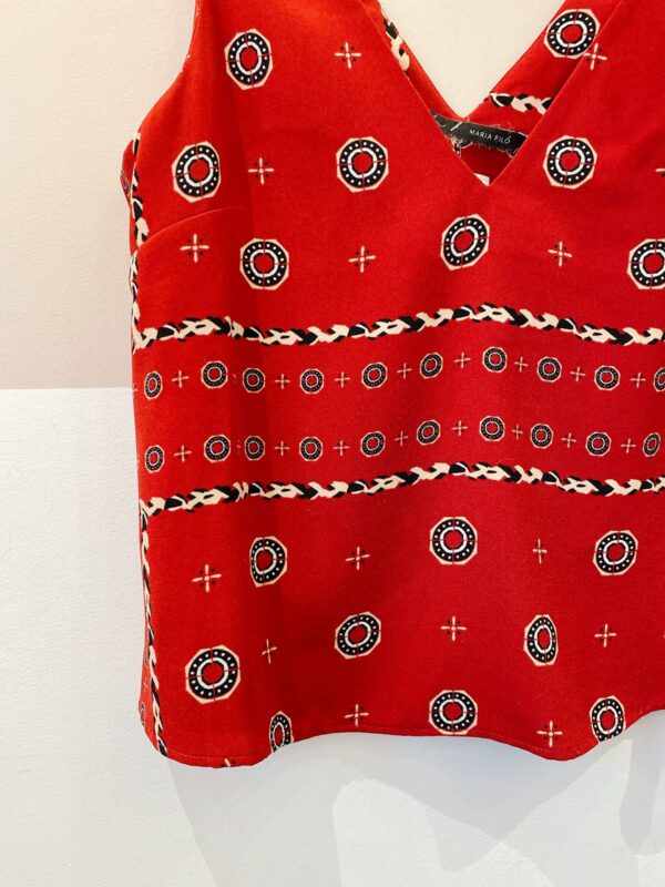 Regata vermelha gravataria Maria Filó G - Imagem 5