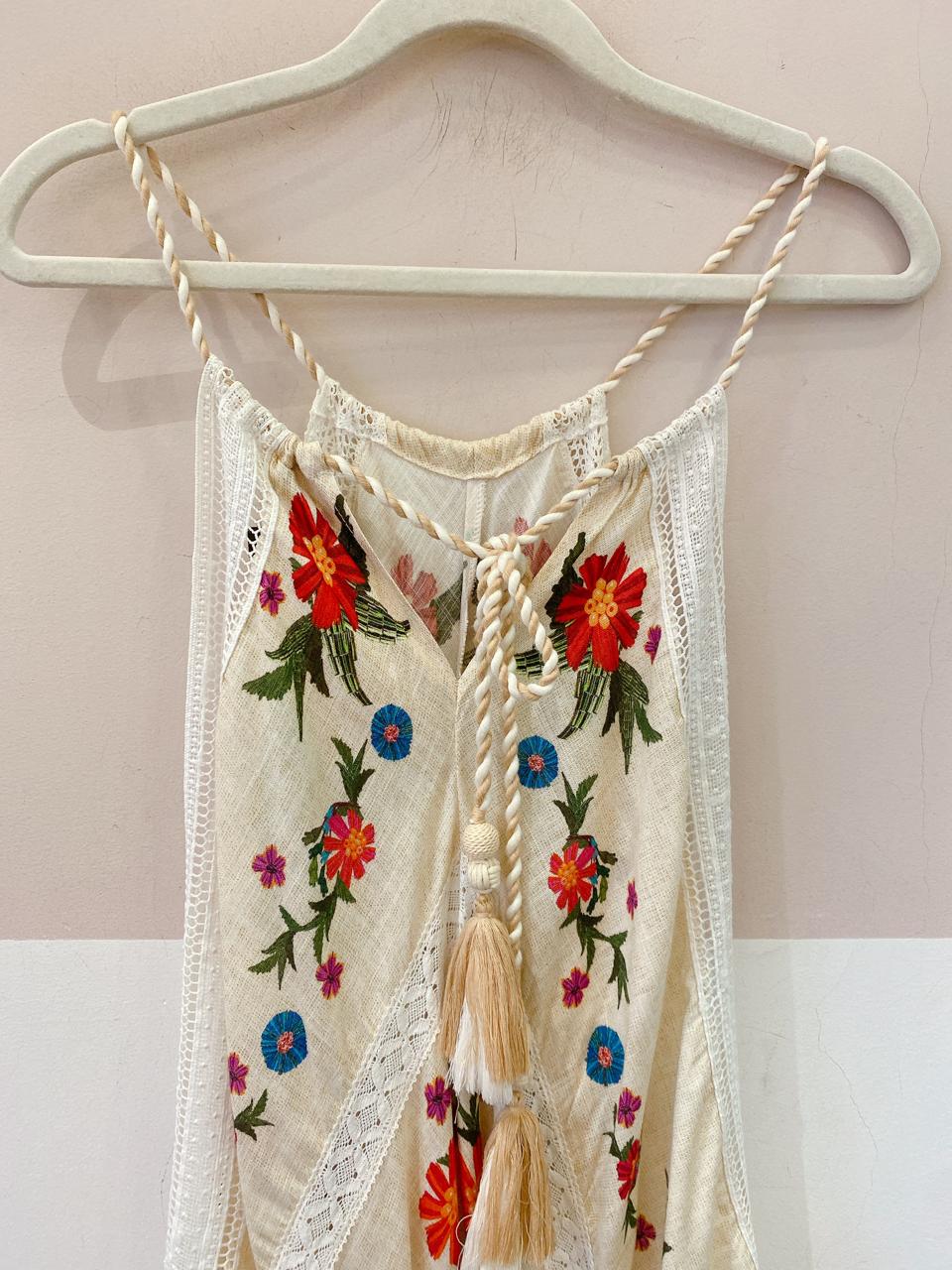 Vestido midi bege floral renda Farm P - Imagem 4